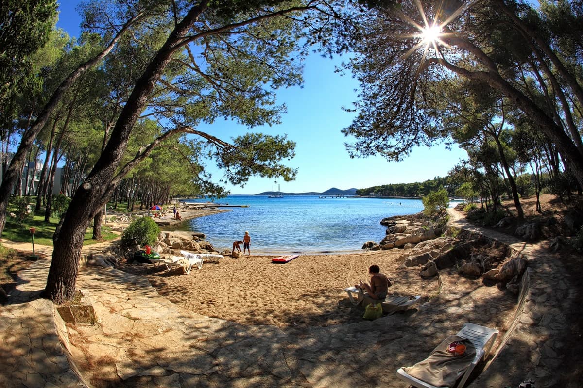 Crvena Luka Beach